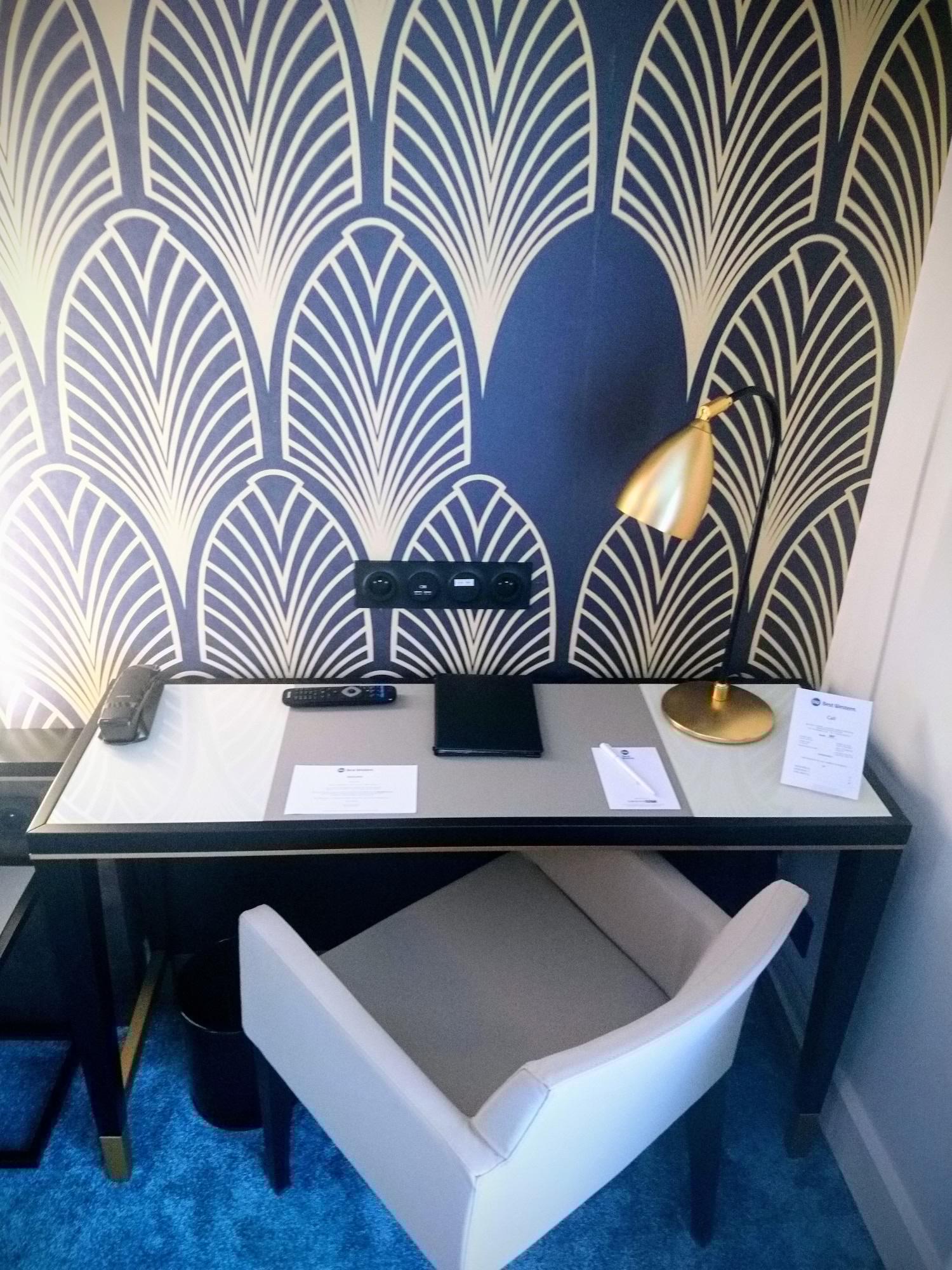 Best Western Hotel Journel Saint-Laurent-Du-Var Zewnętrze zdjęcie